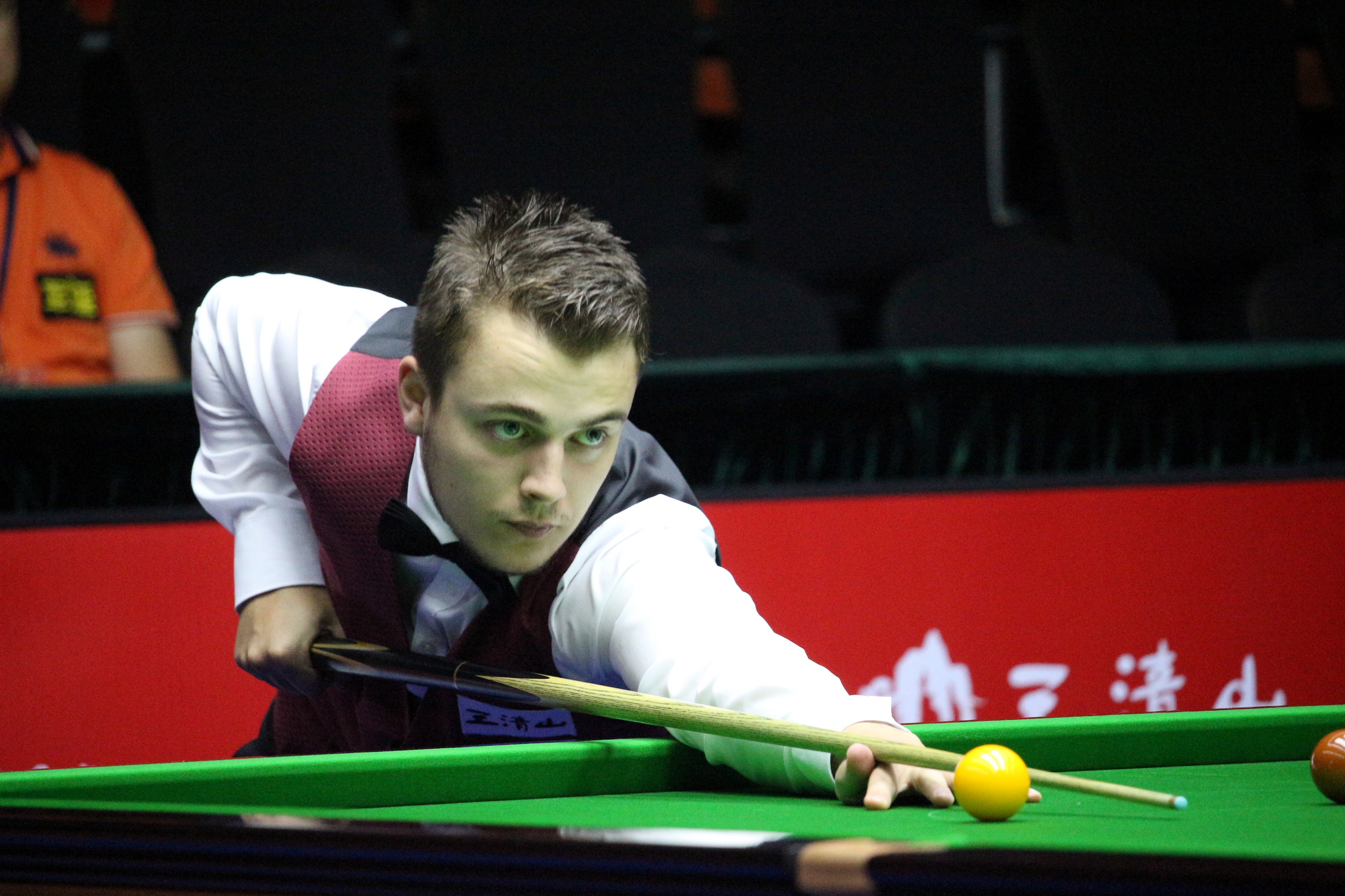 通过精准的 通过精准的