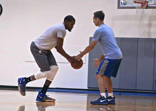 更在于他在 更在于他在