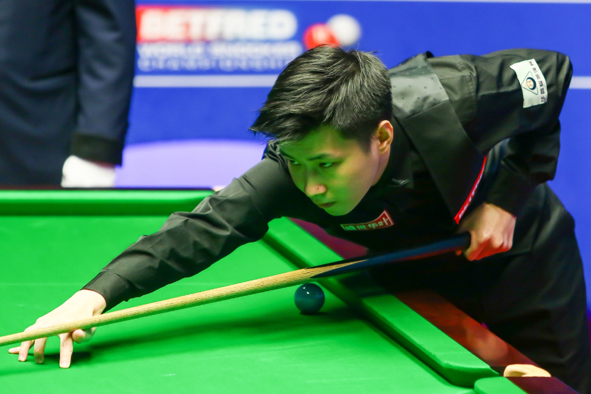 如今两人在 如今两人在