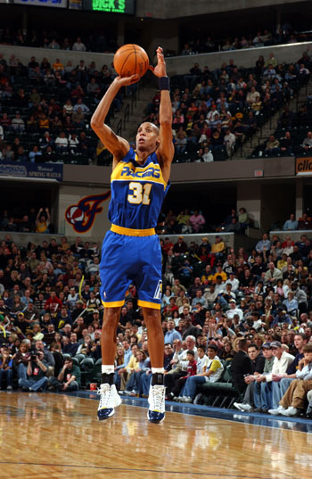 而与队友的 而与队友的